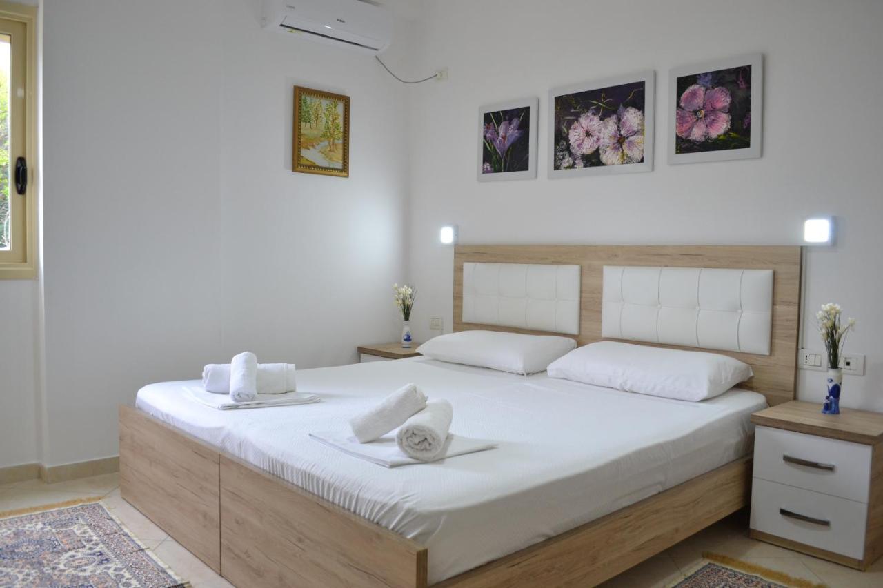 Flowers & Green 2 Bedrooms Apartment & Box Garage Vlorë Buitenkant foto